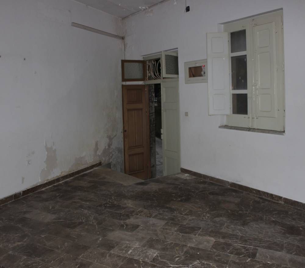 Camera ingresso casa da ristrutturare in vendita a San Marco d'Alunzio - Sicilia